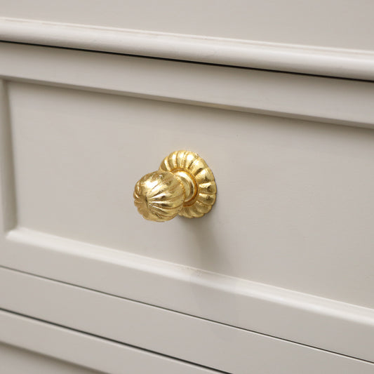 Shiny Gold Round Scalloped Drawer Knob With Scallop Detailed Base