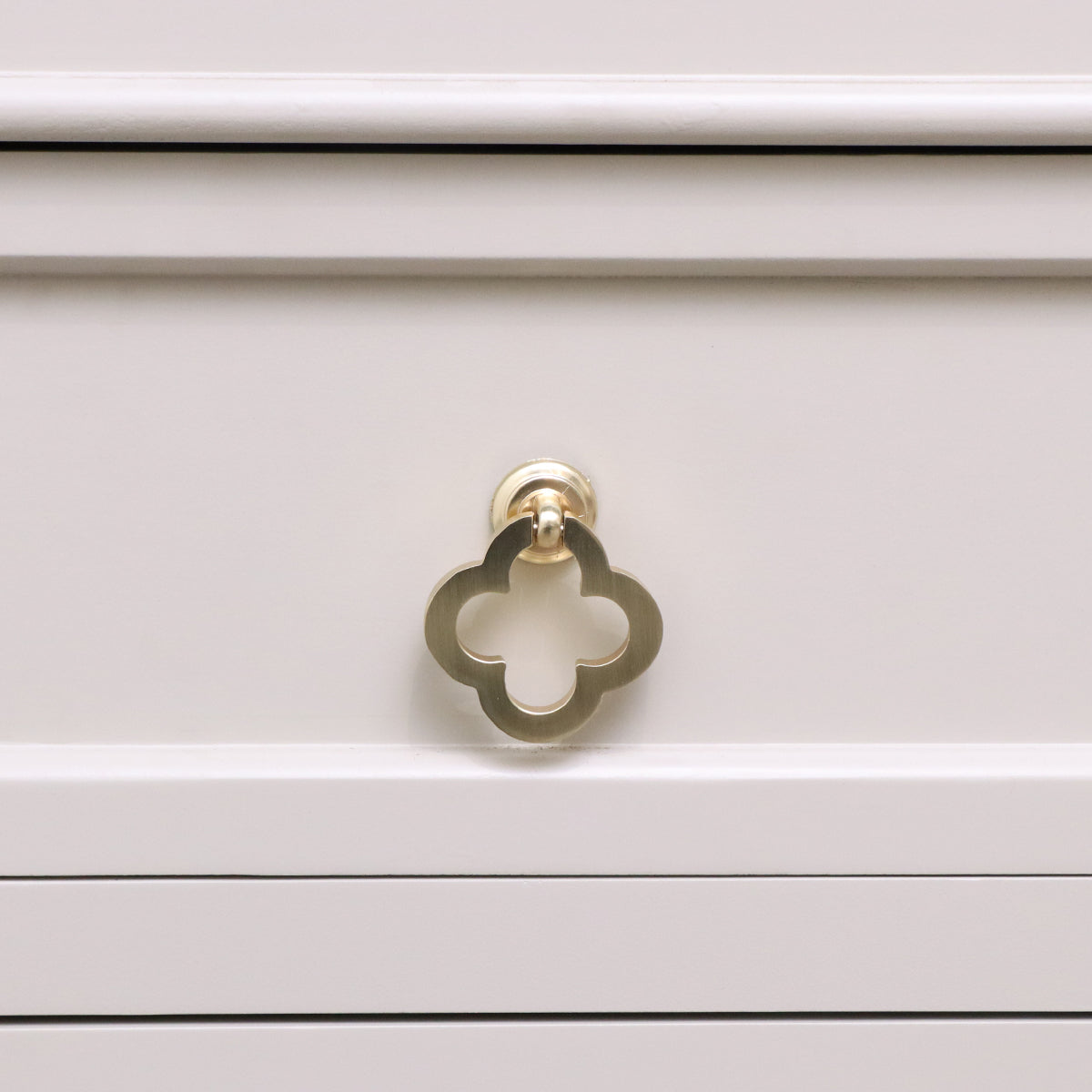Brushed Gold Clover Drop Pull Handle