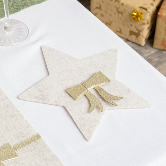  Set Of 4 Beige Star Shaped Felt Cutlery Holders with Champagne Gold Bow 