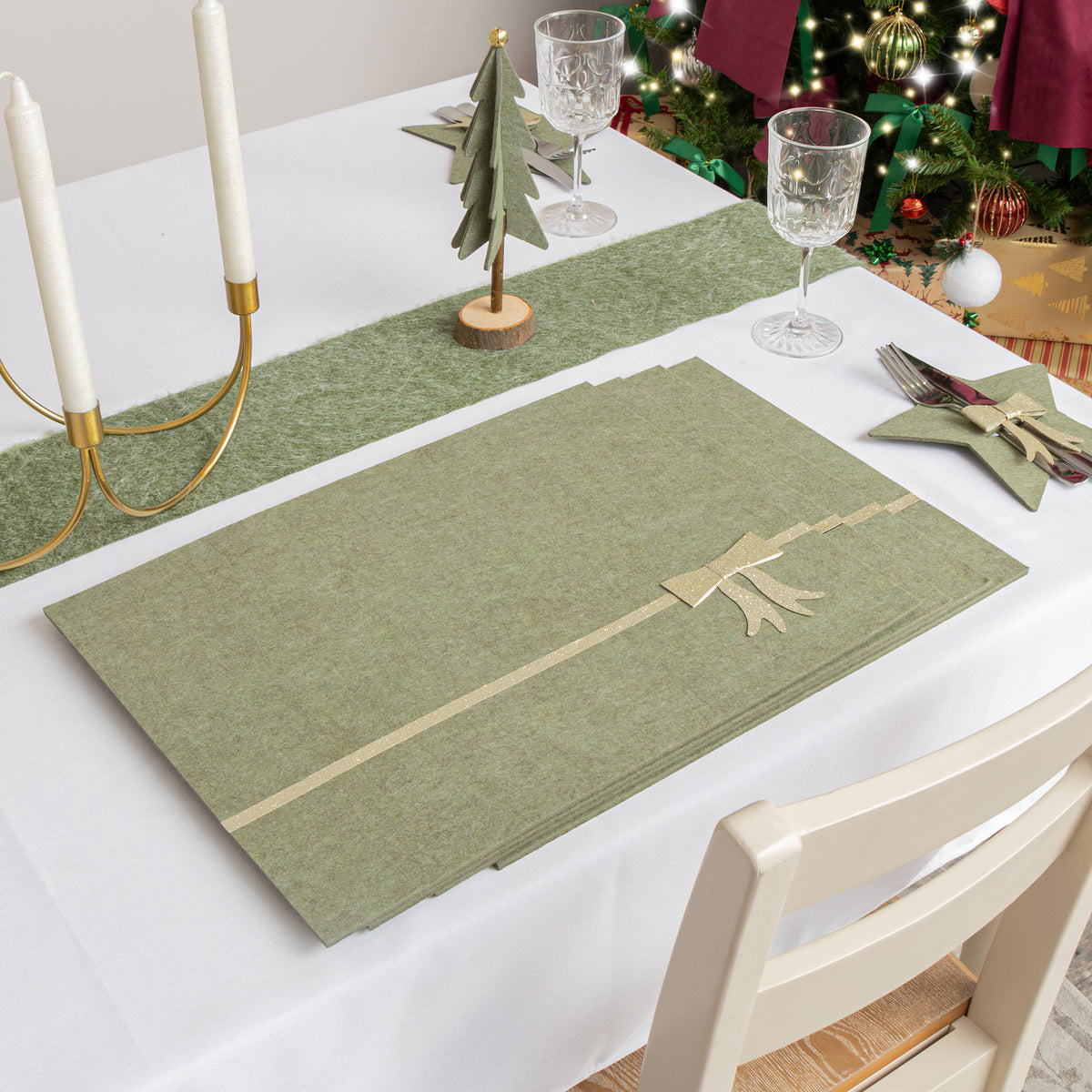 Set of 4 Green Rectangular Felt Placemat with Champagne Gold Bow