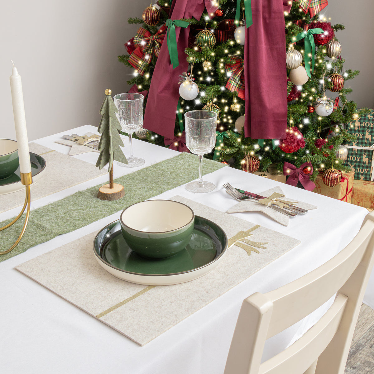 Set of 4 Beige Rectangular Felt Placemat with Champagne Gold Bow