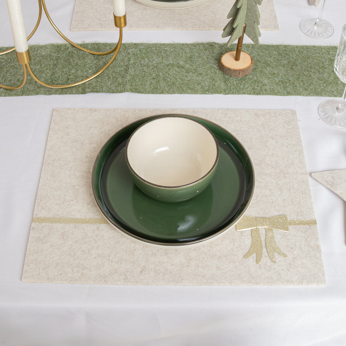 Set of 4 Beige Rectangular Felt Placemat with Champagne Gold Bow