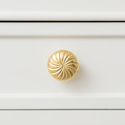 Set of 4 Extra Large Gold Swirl Drawer Knobs