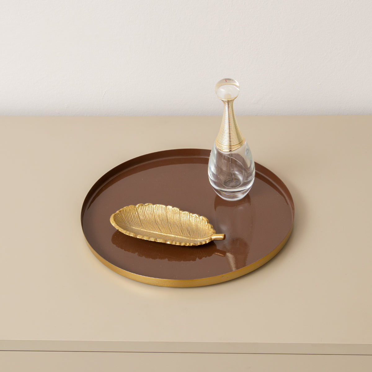 Round Metal Cappuccino Brown & Gold Display Tray