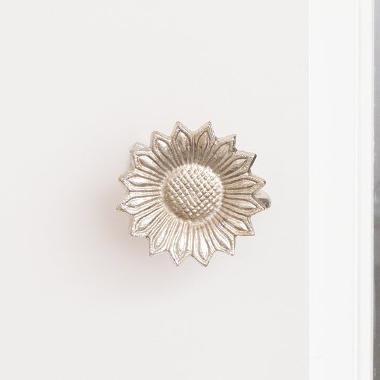  Set of 2 Silver Metal Sunflower Wall Mounted Tie Backs 