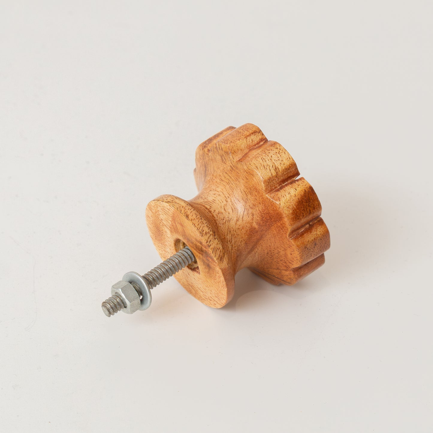 Set of 4 Wooden Flower Drawer Knobs