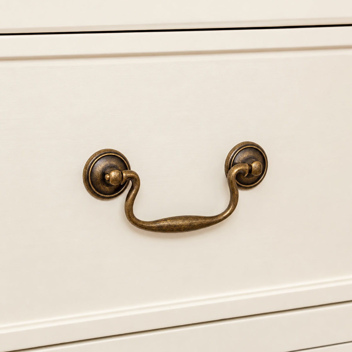 Large Ivory 8 Drawer Chest of Drawers - Charlotte Ivory Range