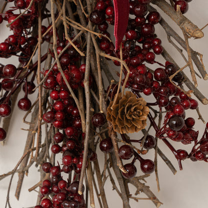 Large Natural Red Pine Cone & Berry Christmas Wall Hanging Swag Decoration - 42cm