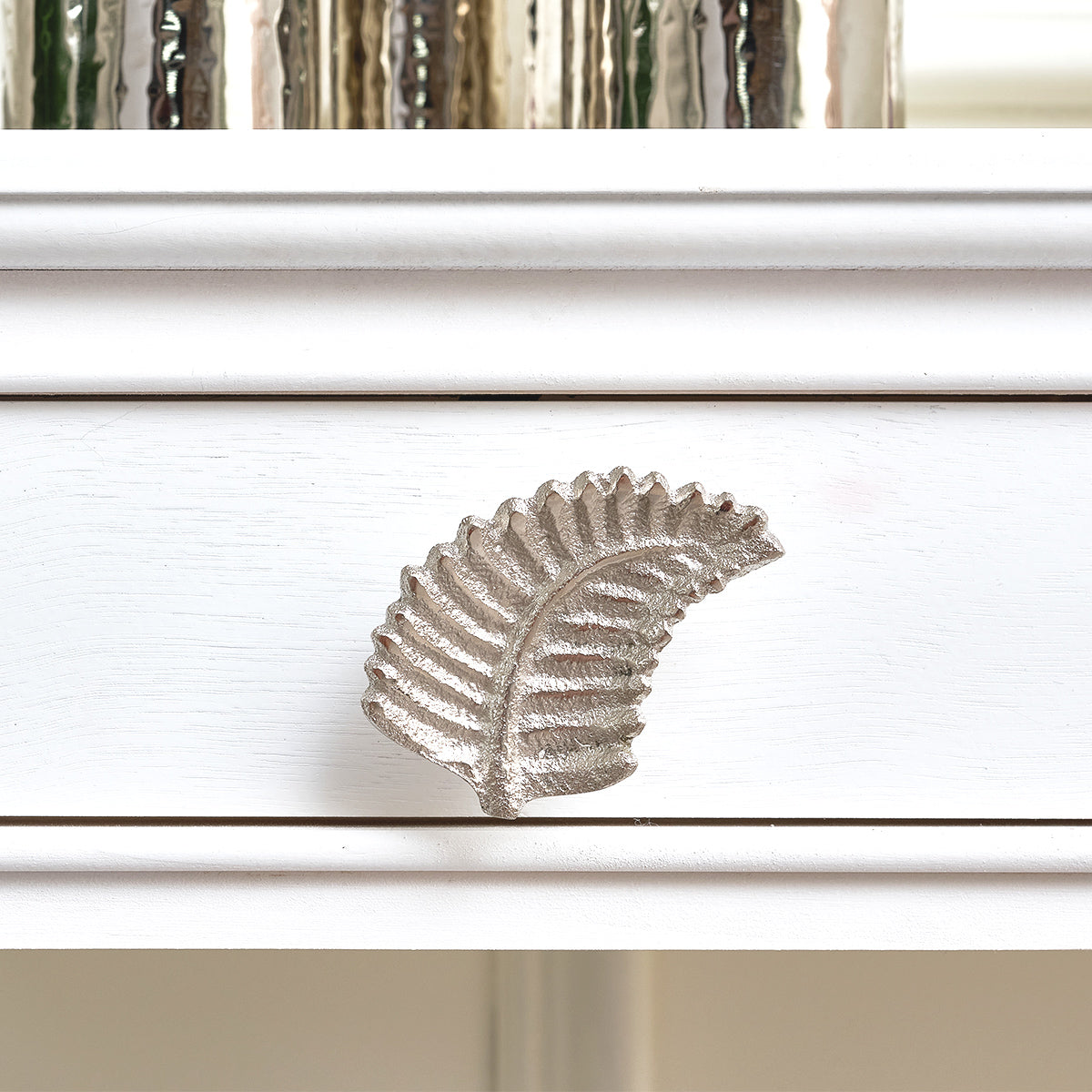 Silver Curved Leaf Drawer Knob