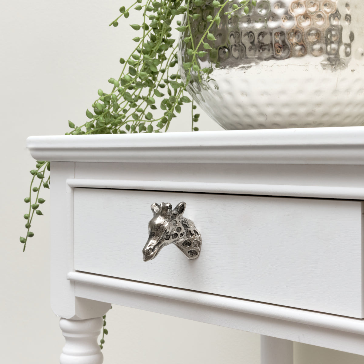 Silver Giraffe Drawer Knob