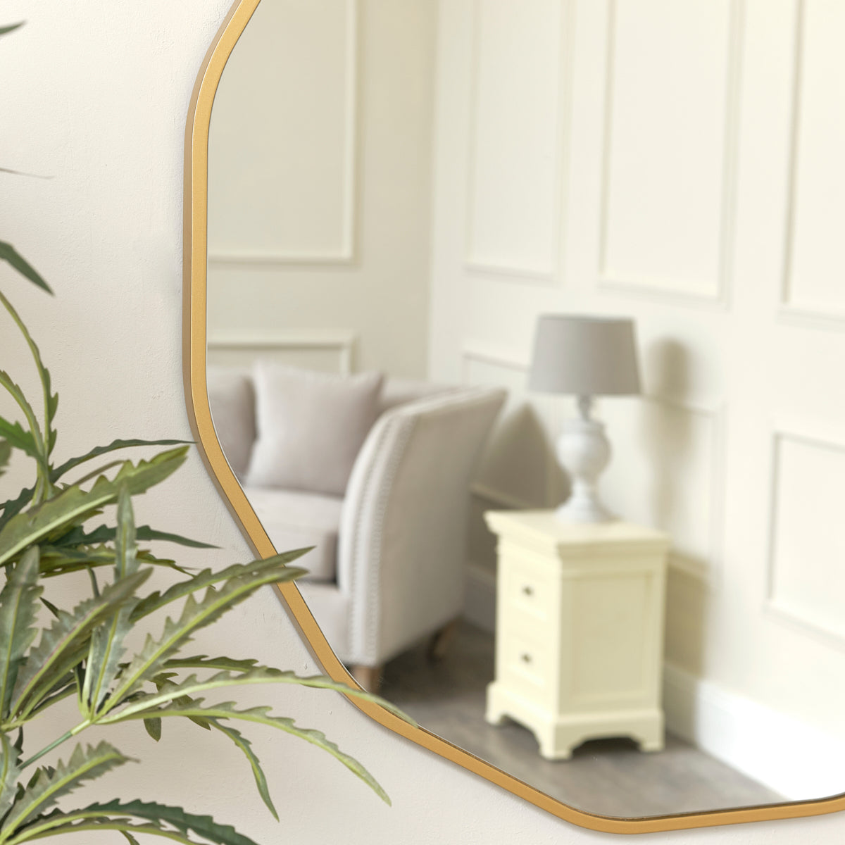 Large Round Gold Scalloped Wall Mirror 90cm x 90cm