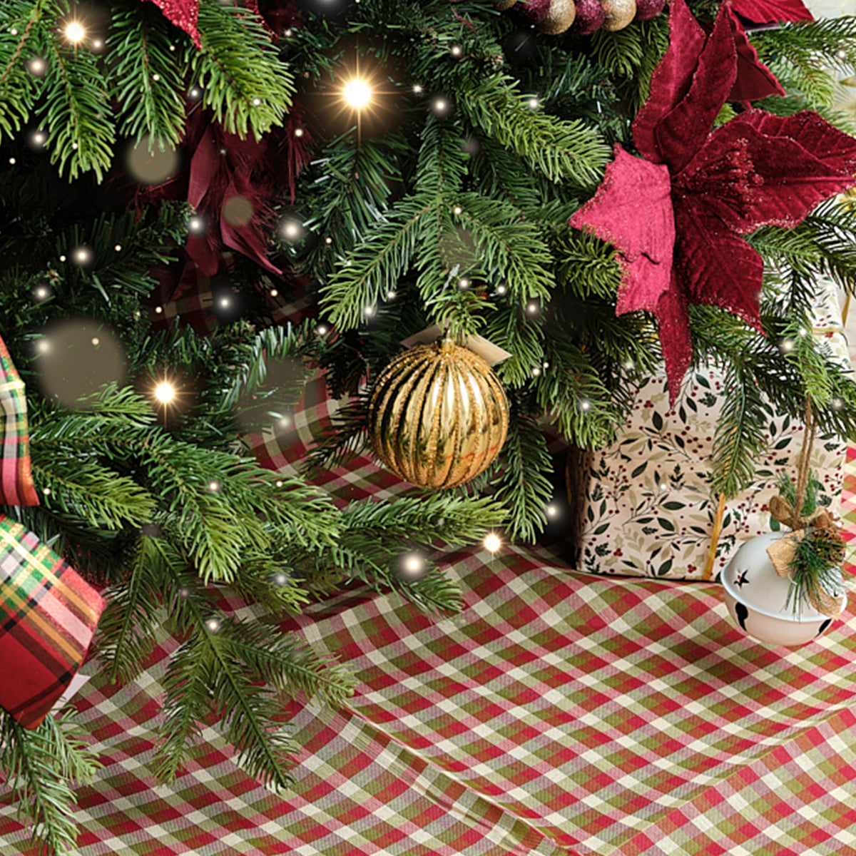 Set of 2 Gold Glitter Striped Reeded Hanging Bauble Decorations - 8cm