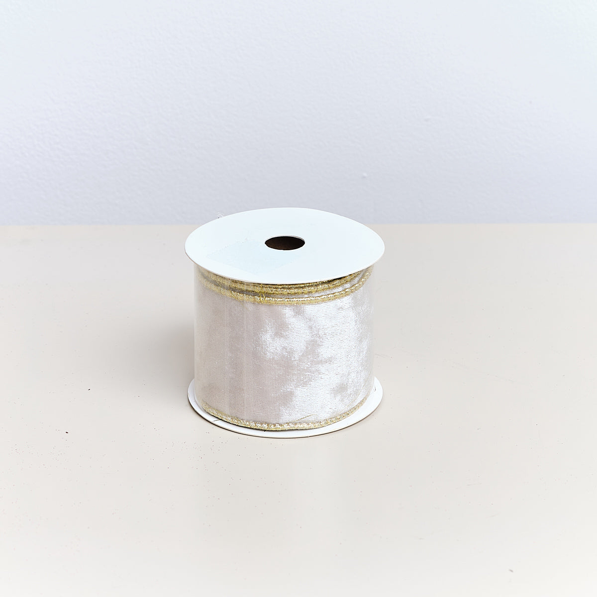 Large White & Gold Shiny Velvet Wired Ribbon Garland - 270cm