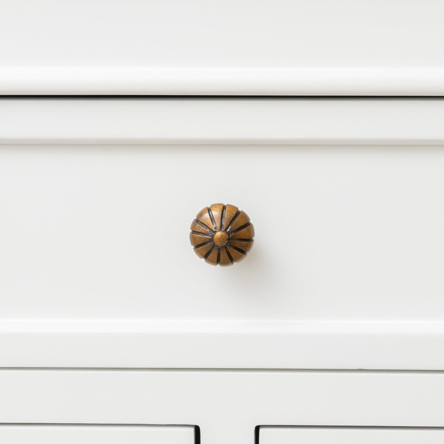 Set of 4 Antique Brass Round Pumpkin Drawer Knobs