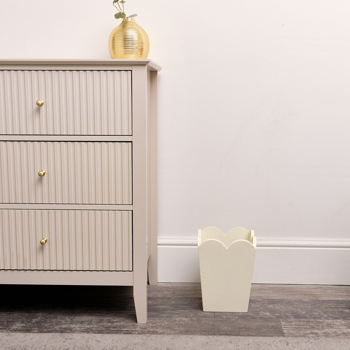 Cream Wooden Scalloped Edge Waste Paper Bin