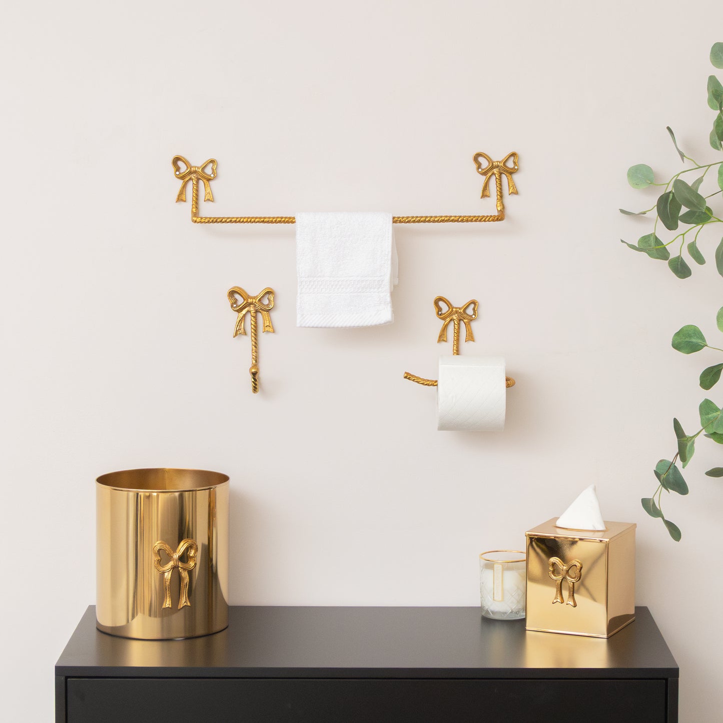 Gold Metal Bow Wall Hook