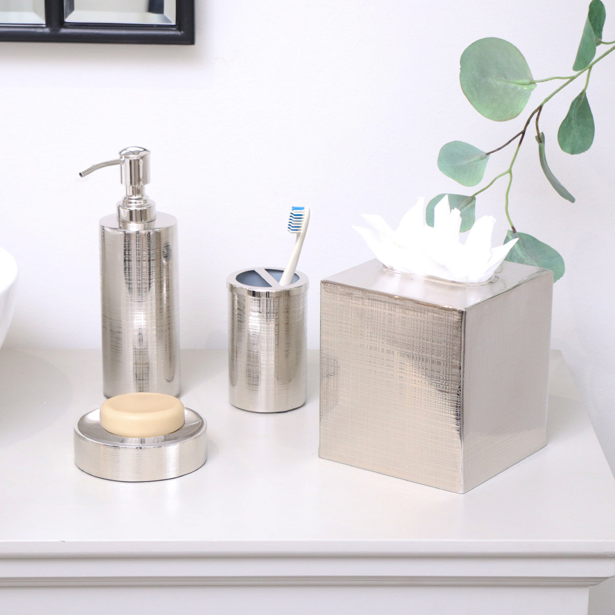 Silver Textured Metal Toothbrush Holder
