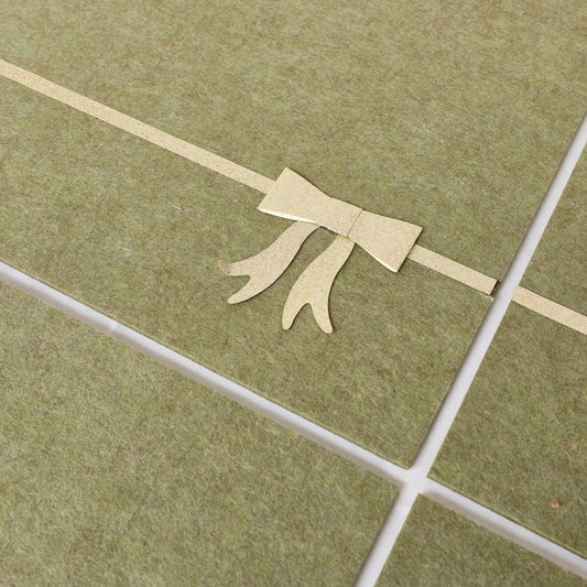  Set of 4 Green Rectangular Felt Placemat with Champagne Gold Bow 